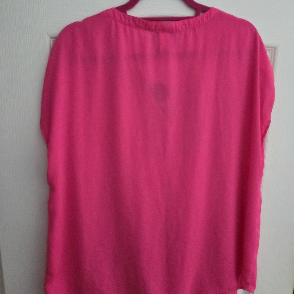 NWOT Torrid Neon Pink Chiffon Blouse- 0x - Picture 5 of 6